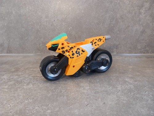 Paw patrol cat - paw,